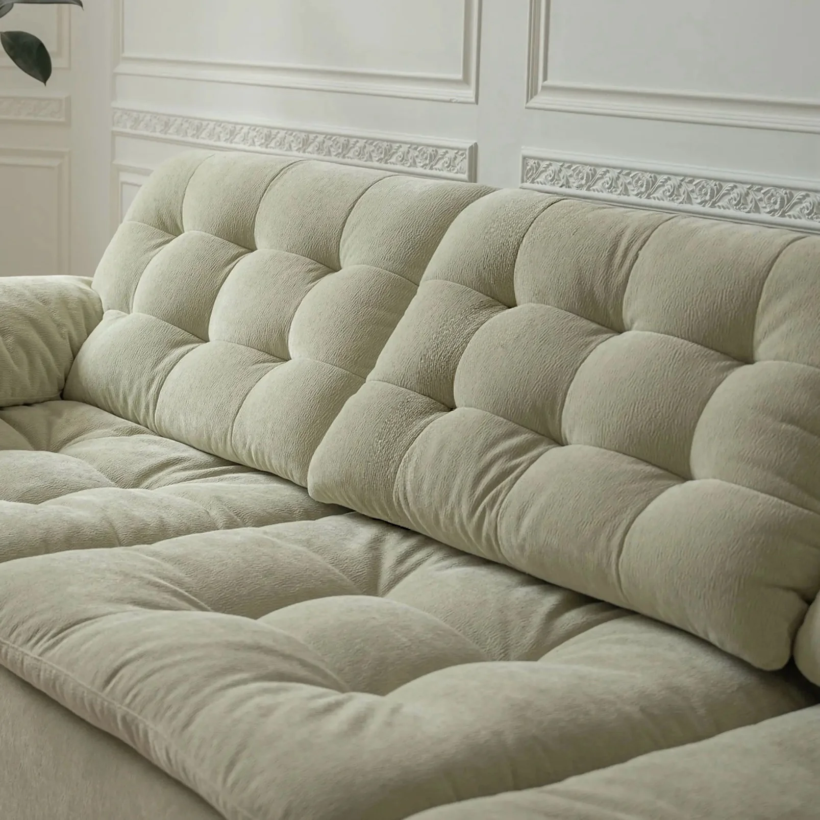 Tiffany Extendable Sofa in Chenille - Image 8